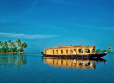 Kerala Tour Package (Cochin-Munnar-Thekkady-Alleppey)